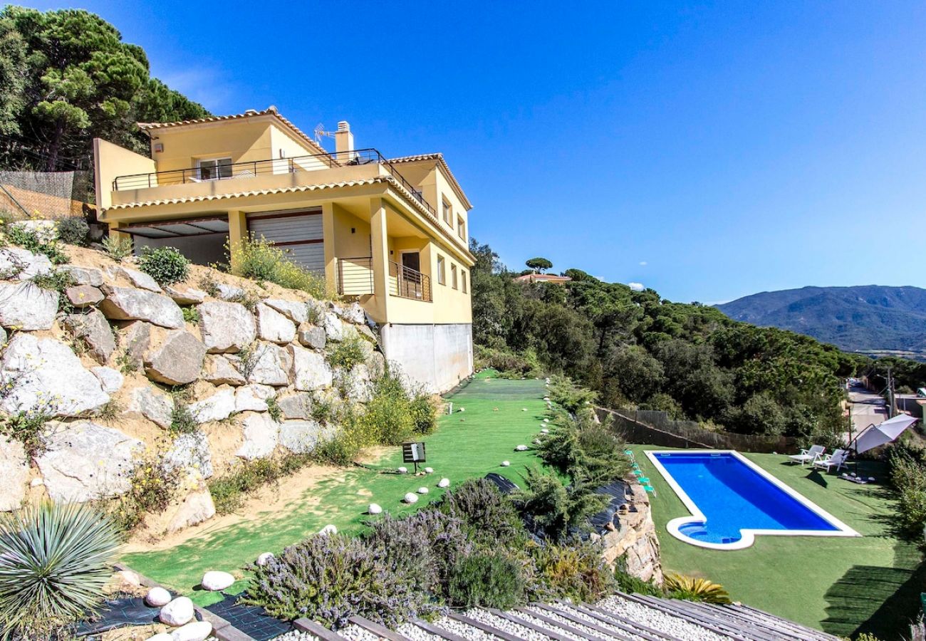 Villa à Tossa de Mar - Villa charmante à 4km de la plage.