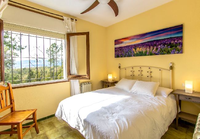 Villa à Santa Coloma de Farners - Abode unique sur la Costa Brava avec accès train à BCN. Villa à Santa Coloma de Farners - Abode unique sur la Costa Brava avec accès train à BCN.