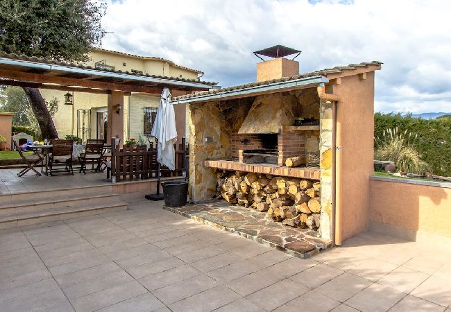 Villa à Santa Coloma de Farners - Abode unique sur la Costa Brava avec accès train à BCN. Villa à Santa Coloma de Farners - Abode unique sur la Costa Brava avec accès train à BCN.