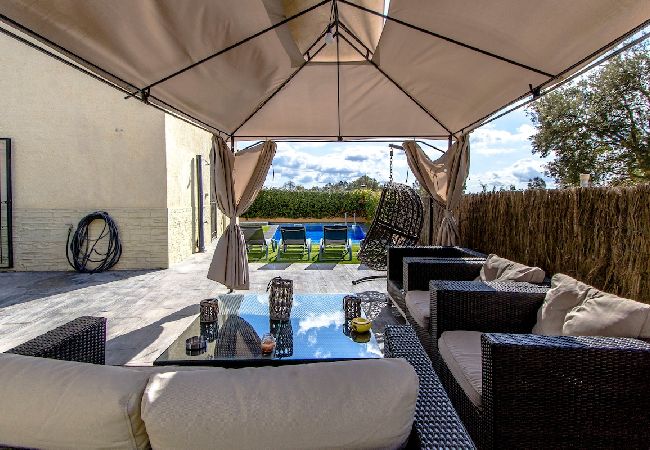 Villa à Santa Coloma de Farners - Abode unique sur la Costa Brava avec accès train à BCN. Villa à Santa Coloma de Farners - Abode unique sur la Costa Brava avec accès train à BCN.