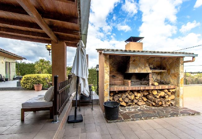 Villa à Santa Coloma de Farners - Abode unique sur la Costa Brava avec accès train à BCN. Villa à Santa Coloma de Farners - Abode unique sur la Costa Brava avec accès train à BCN.