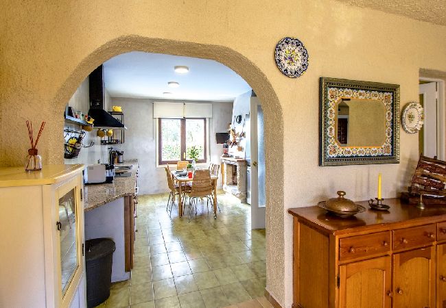 Villa à Santa Coloma de Farners - Abode unique sur la Costa Brava avec accès train à BCN. Villa à Santa Coloma de Farners - Abode unique sur la Costa Brava avec accès train à BCN.