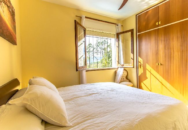 Villa à Santa Coloma de Farners - Abode unique sur la Costa Brava avec accès train à BCN. Villa à Santa Coloma de Farners - Abode unique sur la Costa Brava avec accès train à BCN.