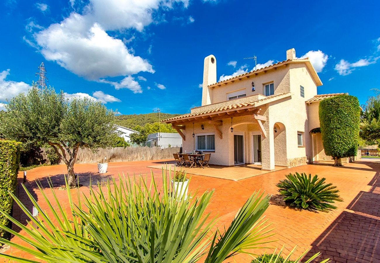 Villa à Roda de Barà -  Magie de la Costa Dorada à seulement 2km de la plage !