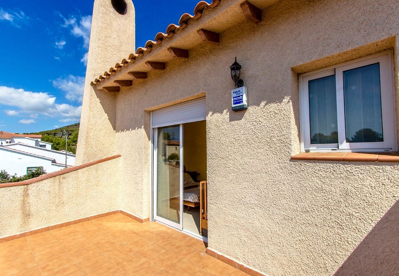 Villa à Roda de Barà -  Magie de la Costa Dorada à seulement 2km de la plage !