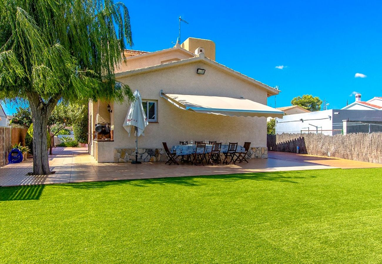 Villa à Roda de Barà -  Magie de la Costa Dorada à seulement 2km de la plage !