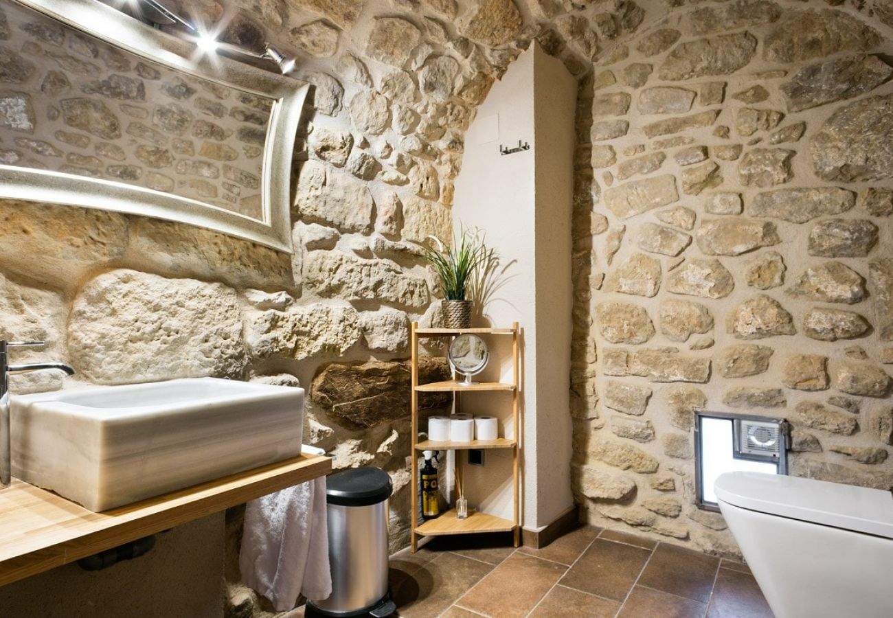 Villa à Torà - Villa pour 28 avec piscine chauffée.