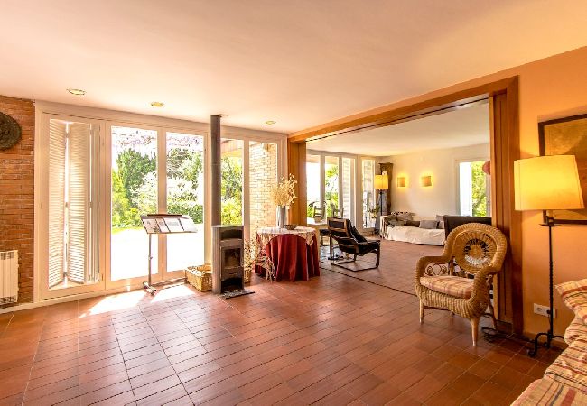 Villa à Vespella de Gaià - Charme rural sur une oliveraie de la Costa Dorada ! 