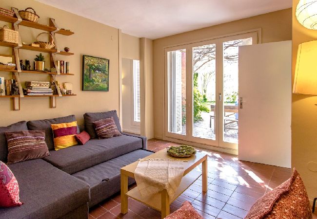 Villa à Vespella de Gaià - Charme rural sur une oliveraie de la Costa Dorada !  Villa à Vespella de Gaià - Charme rural sur une oliveraie de la Costa Dorada !