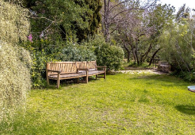 Villa à Vespella de Gaià - Charme rural sur une oliveraie de la Costa Dorada !  Villa à Vespella de Gaià - Charme rural sur une oliveraie de la Costa Dorada !