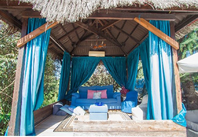 Villa à Sils -  Une oasis pour 26 invités amoureux de la nature! Villa à Sils -  Une oasis pour 26 invités amoureux de la nature!
