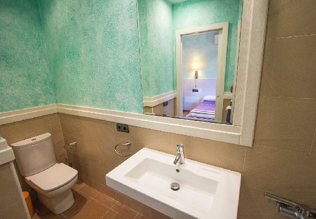 Villa à Sils -  Une oasis pour 26 invités amoureux de la nature! Villa à Sils -  Une oasis pour 26 invités amoureux de la nature!