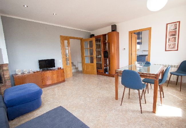 Villa à Torrelles de Llobregat - Nature/tranquillité à seulement 25km de Barcelone Villa à Torrelles de Llobregat - Nature/tranquillité à seulement 25km de Barcelone