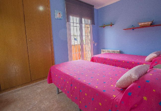 Villa à Torrelles de Llobregat - Nature/tranquillité à seulement 25km de Barcelone Villa à Torrelles de Llobregat - Nature/tranquillité à seulement 25km de Barcelone