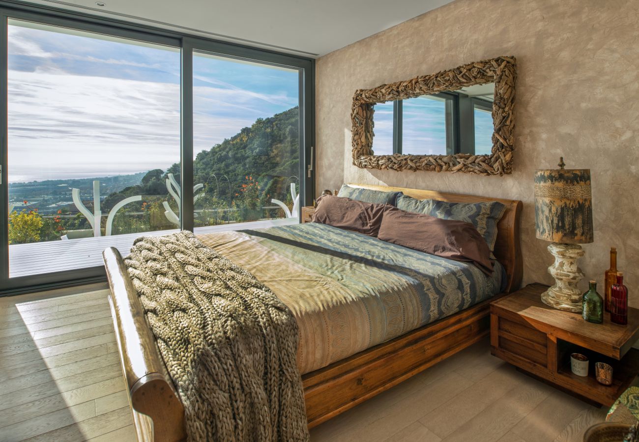 Villa à Badalona - Luxe avec vue à 15 min du centre de Barcelone!