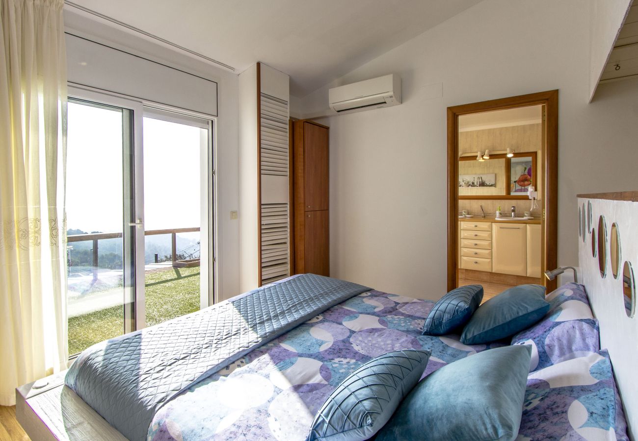 Villa à Malgrat de Mar - Vues imprenables sur la mer - à seulement 2 km de la ville et de la plage!