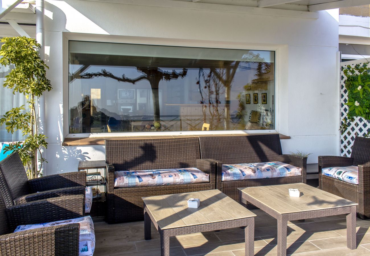Villa à Malgrat de Mar - Vues imprenables sur la mer - à seulement 2 km de la ville et de la plage!