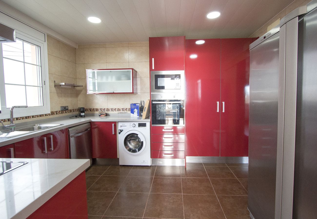 Villa à Calafell -  Vues sur la mer, à pied de la plage + suite pour invités/ado/MIL !