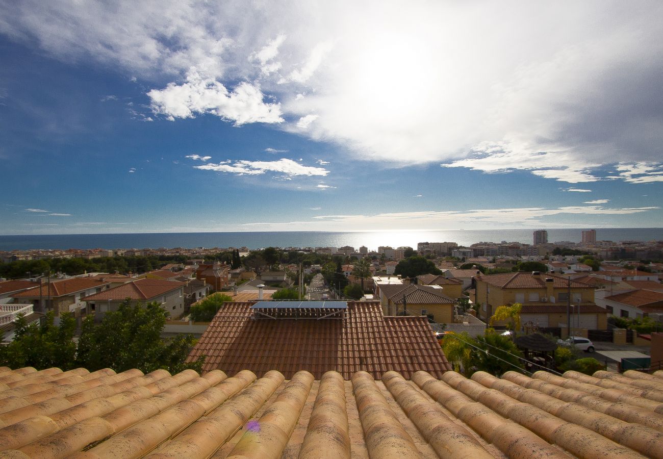 Villa à Calafell -  Vues sur la mer, à pied de la plage + suite pour invités/ado/MIL !