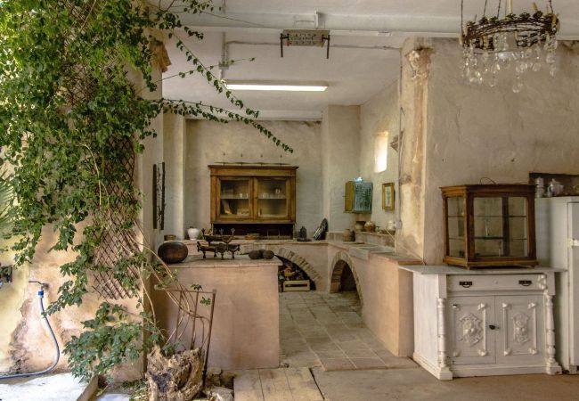 Villa à Vila-Rodona - Convent 18ème siècle converti à couper le souffle ! Villa à Vila-Rodona - Convent 18ème siècle converti à couper le souffle !