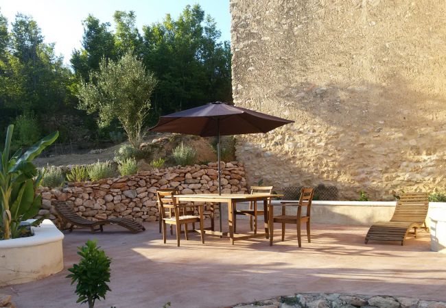 Villa à Vila-Rodona - Convent 18ème siècle converti à couper le souffle ! Villa à Vila-Rodona - Convent 18ème siècle converti à couper le souffle !