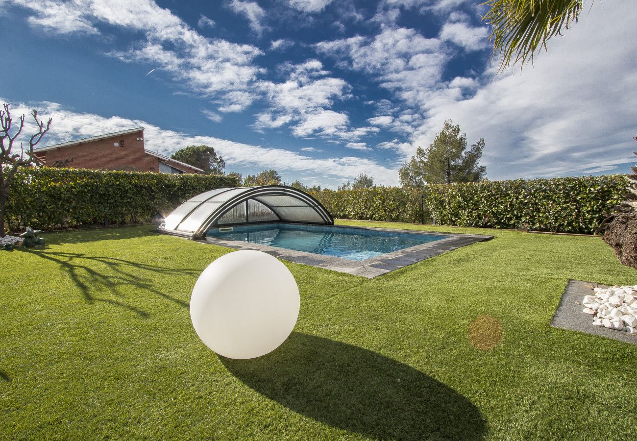 Villa à Piera -  Un refuge catalan confortable à seulement 30min de Sitges!