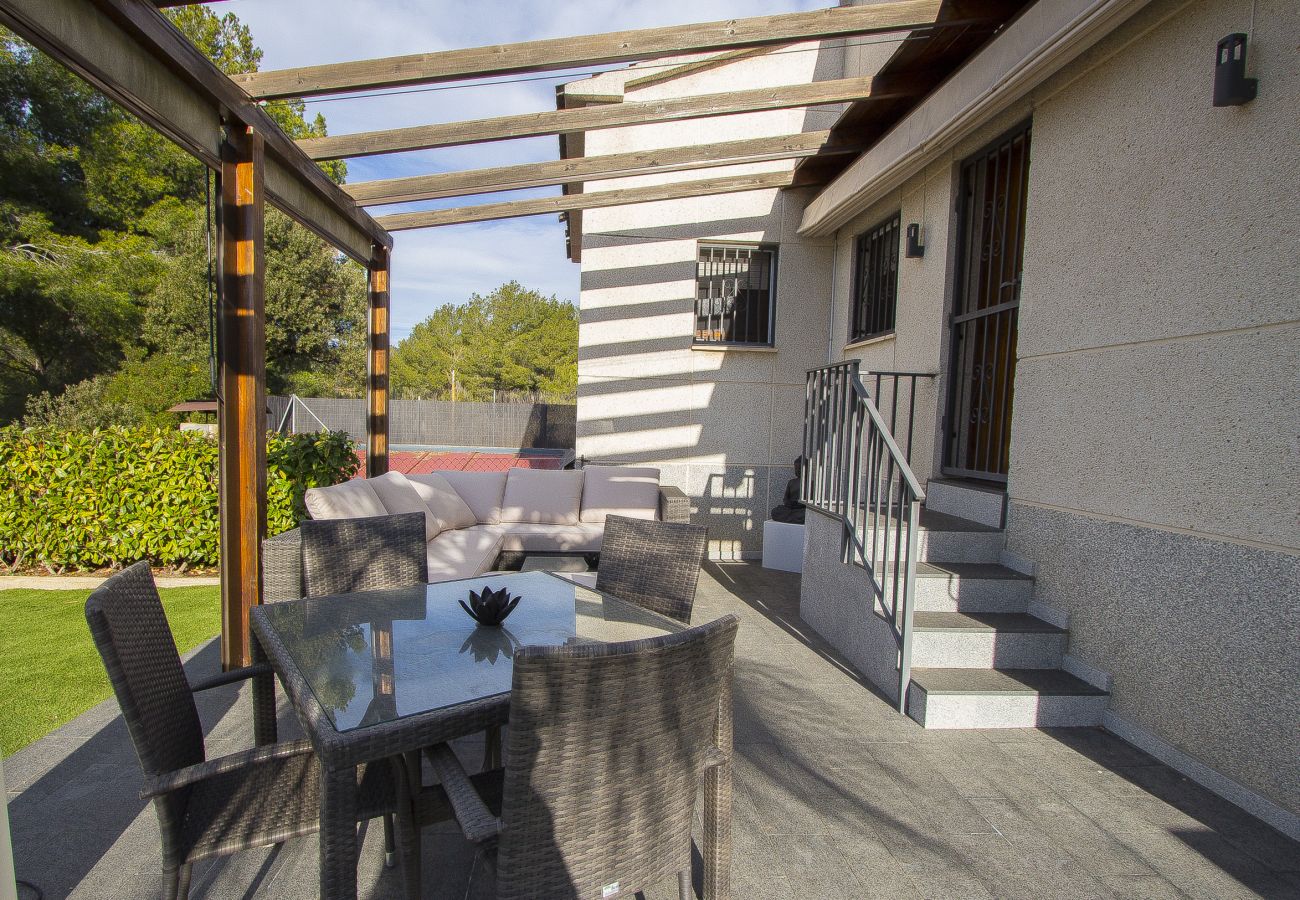 Villa à Piera -  Un refuge catalan confortable à seulement 30min de Sitges!