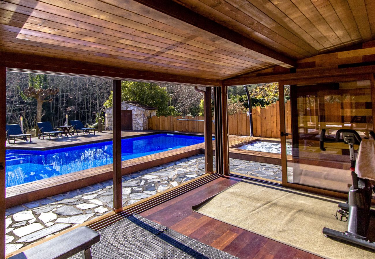 Villa à Sant Celoni -  Sanctuaire méditerranéen avec piscine & JACUZZI