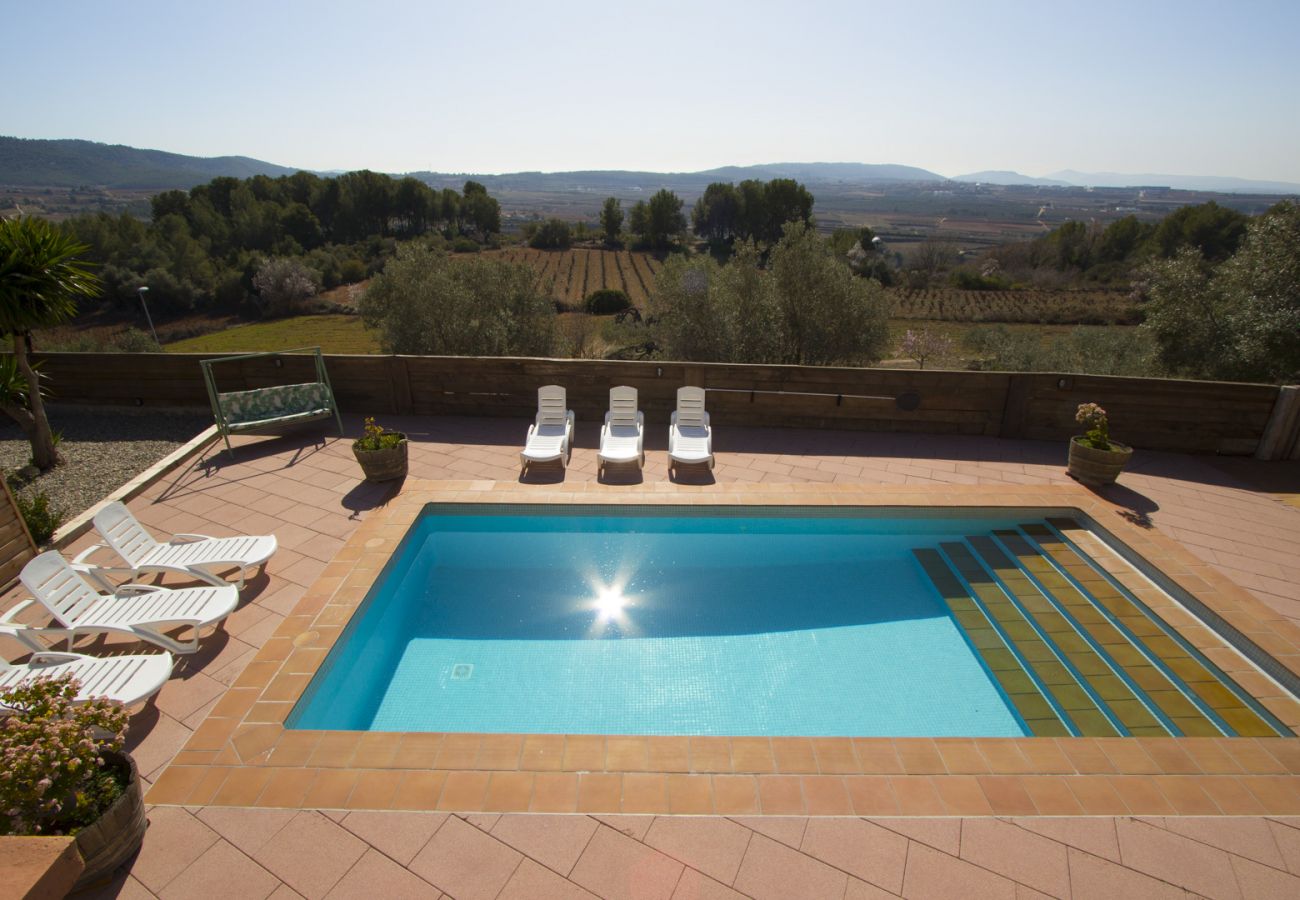 Villa à Sant Pau d’Ordal - Piscines intérieure/extérieure, sauna, salle sport 