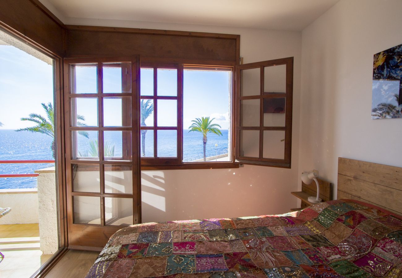 Villa à Ametlla de Mar - Beachfront villa in Atmetlla de Mar