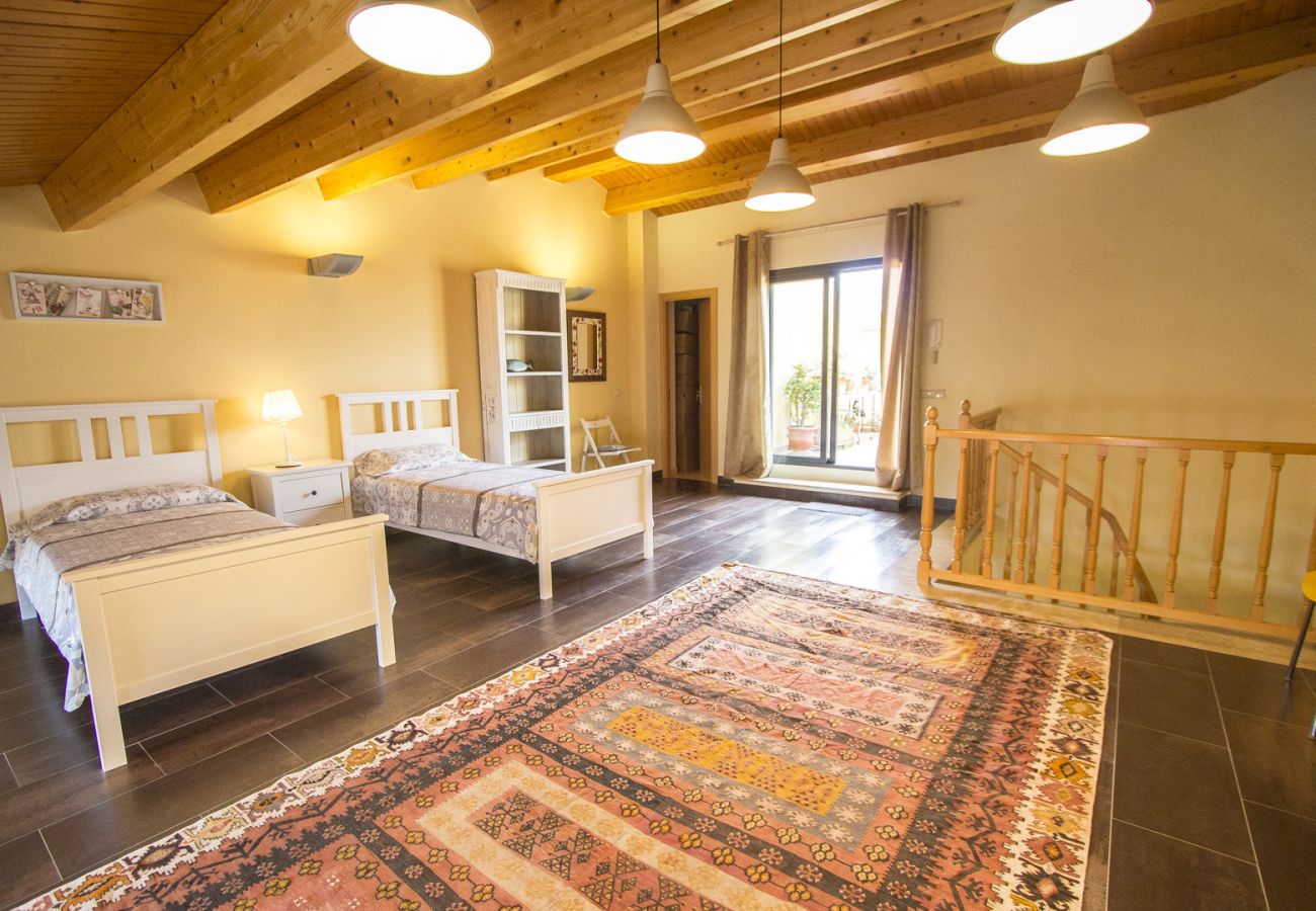 Villa à Bisbal d´Emporda - Piscine privée et à 100m du centre du village! 