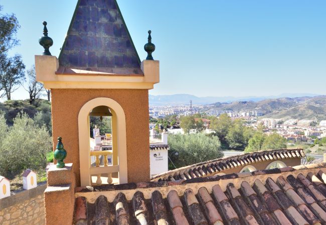 Villa à Malaga - À moins de 4 km de la plage et du centre de Malaga