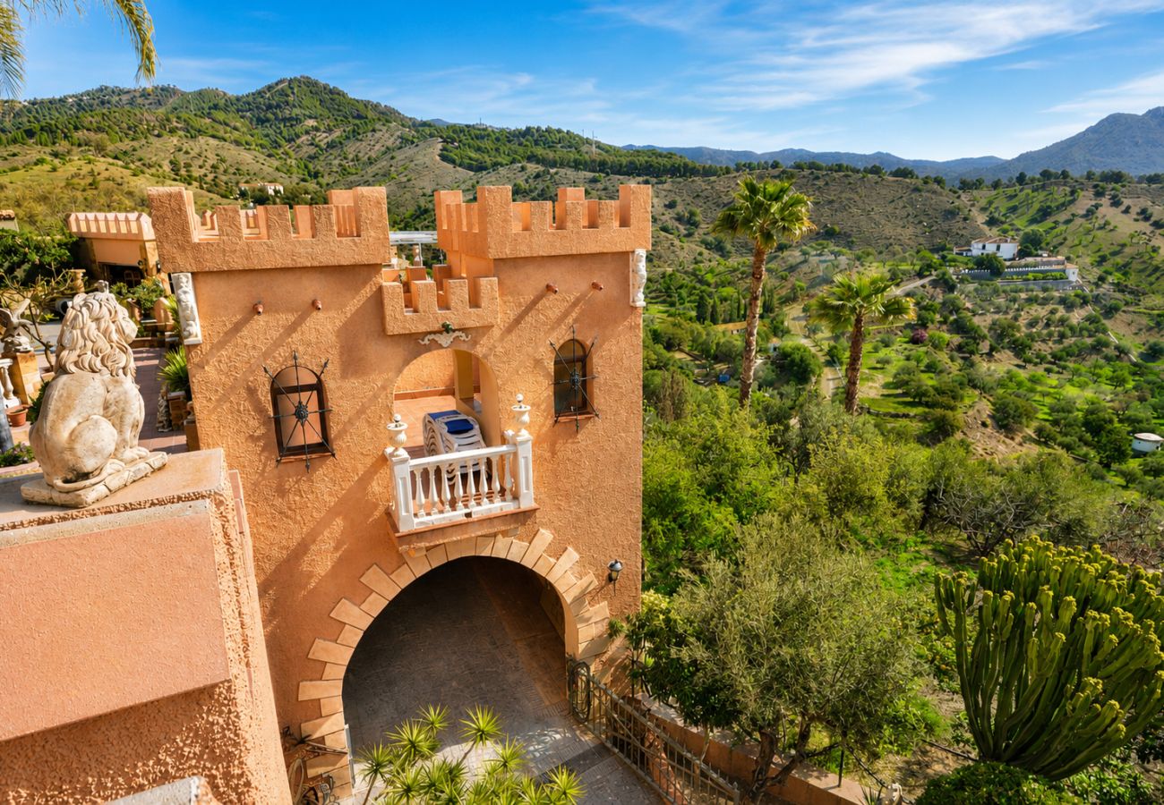 Villa à Malaga - À moins de 4 km de la plage et du centre de Malaga