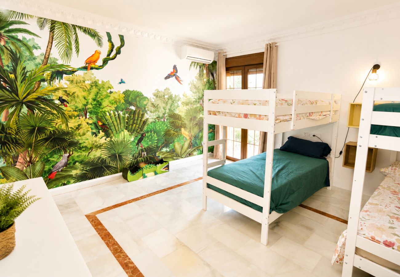 Villa à Malaga - À moins de 4 km de la plage et du centre de Malaga