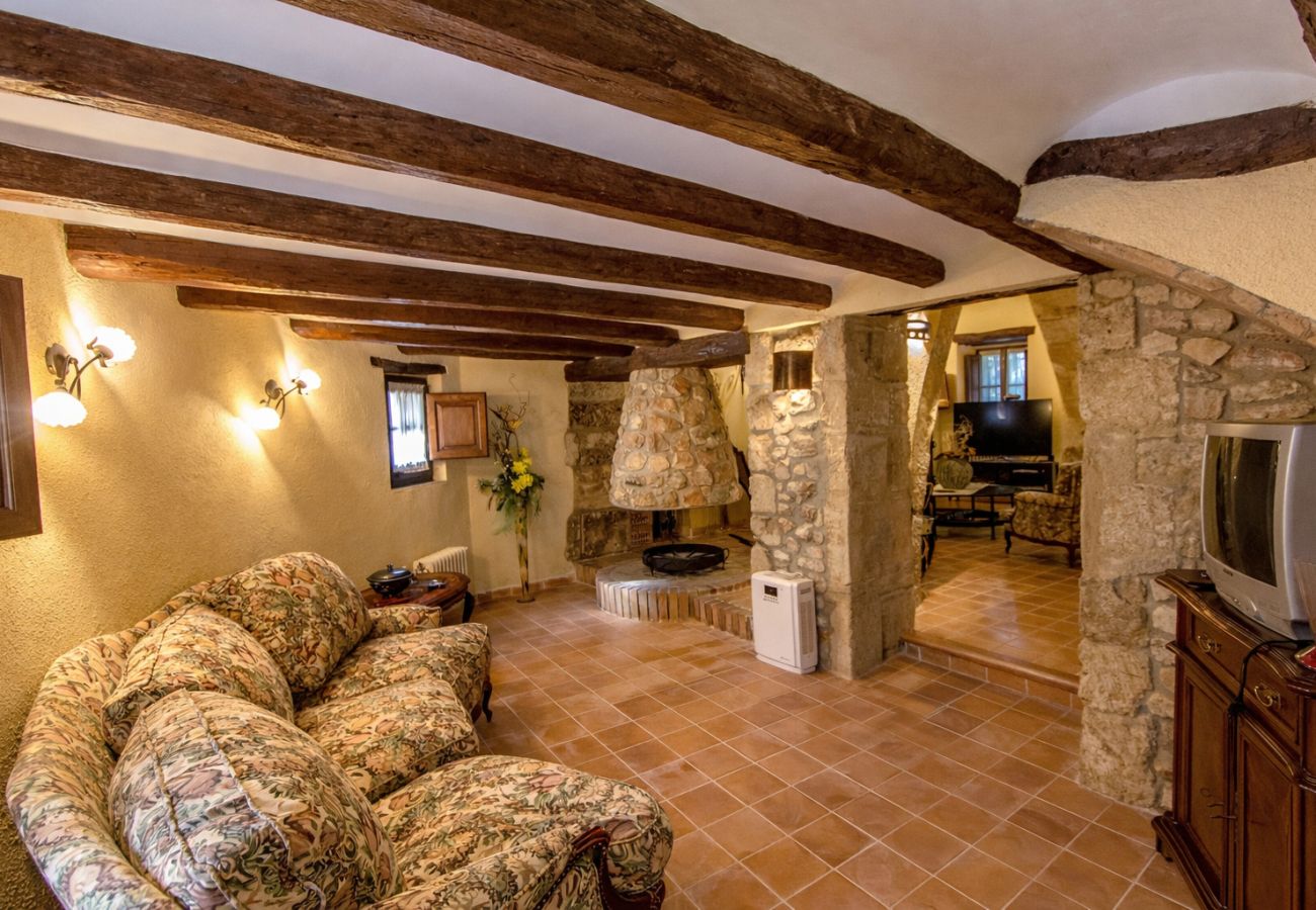 Villa à Santa Oliva - Élégance intemporelle près de BCN, plage a 14min