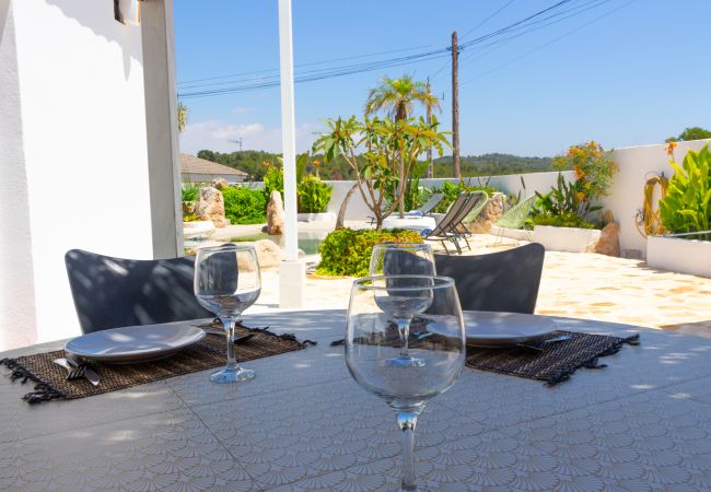 Villa à La Pobla de Montornés - Oasis tropicale Costa Dorada avec piscine privée Villa à La Pobla de Montornés - Oasis tropicale Costa Dorada avec piscine privée