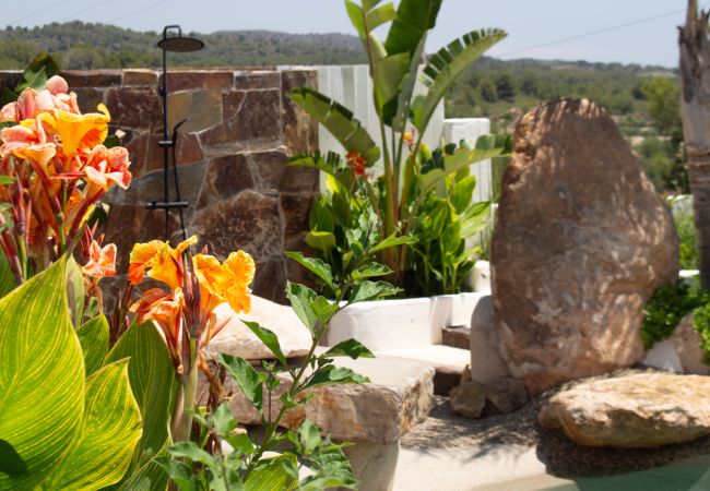 Villa à La Pobla de Montornés - Oasis tropicale Costa Dorada avec piscine privée Villa à La Pobla de Montornés - Oasis tropicale Costa Dorada avec piscine privée