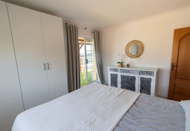 Villa à maçanet de la selva - 2 demeures privées dans une magnifique villa ! Villa à maçanet de la selva - 2 demeures privées dans une magnifique villa !