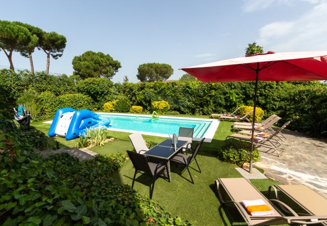 Villa à maçanet de la selva - 2 demeures privées dans une magnifique villa ! Villa à maçanet de la selva - 2 demeures privées dans une magnifique villa !