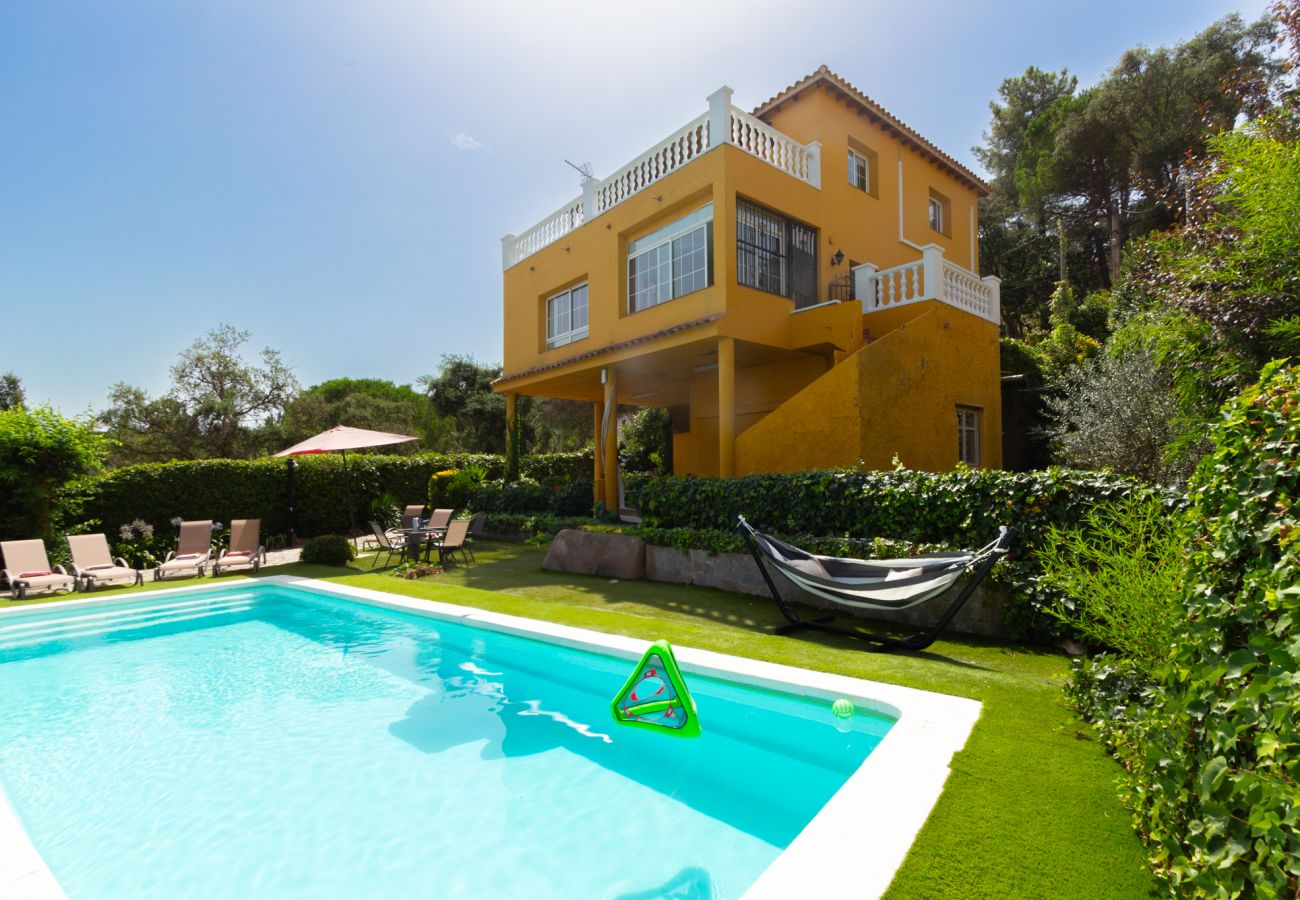 Villa à maçanet de la selva - 2 demeures privées dans une magnifique villa !