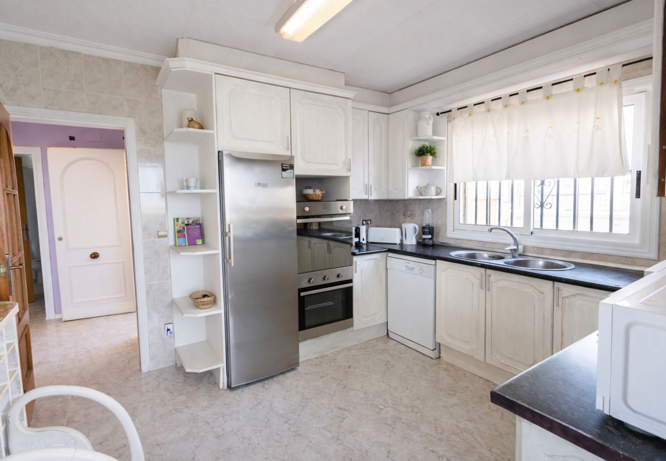 Villa à maçanet de la selva - 2 demeures privées dans une magnifique villa !