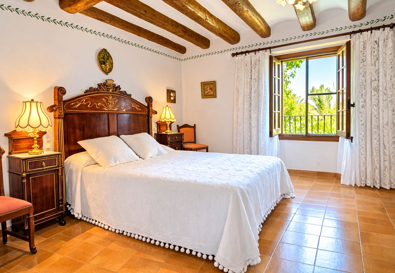 Villa à Santa Oliva - Historique majestueux pour 32 personnes, plage 10km