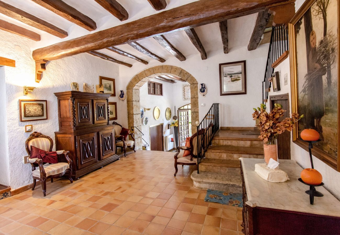 Villa à Santa Oliva - Historique majestueux pour 32 personnes, plage 10km