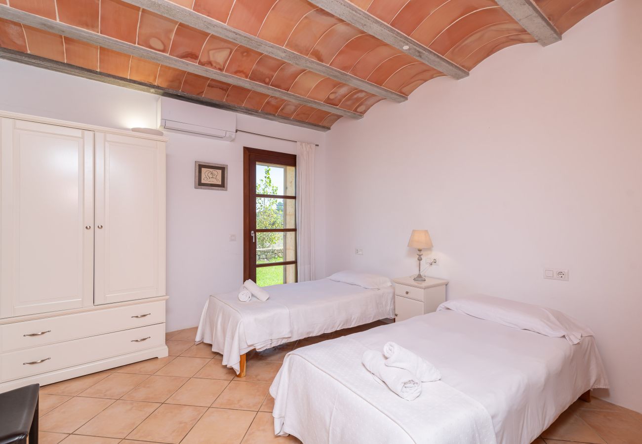 Villa à Arta - Magnifique escapade pour 6 personnes, plage à 9km