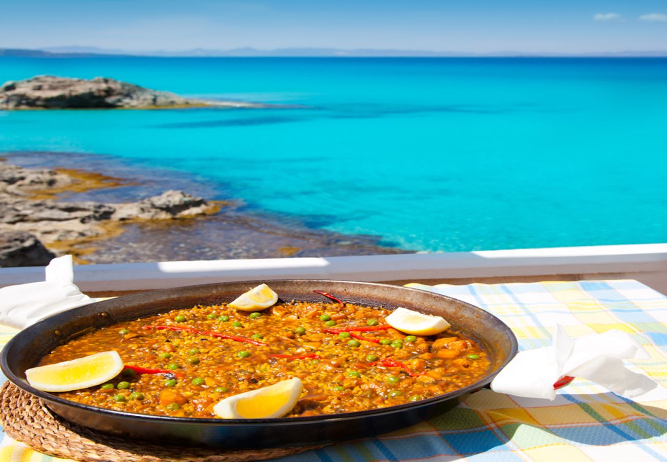 Villa à Sant Cebrià de Vallalta - Vues spectaculaires sur les montagnes, plage à 4km