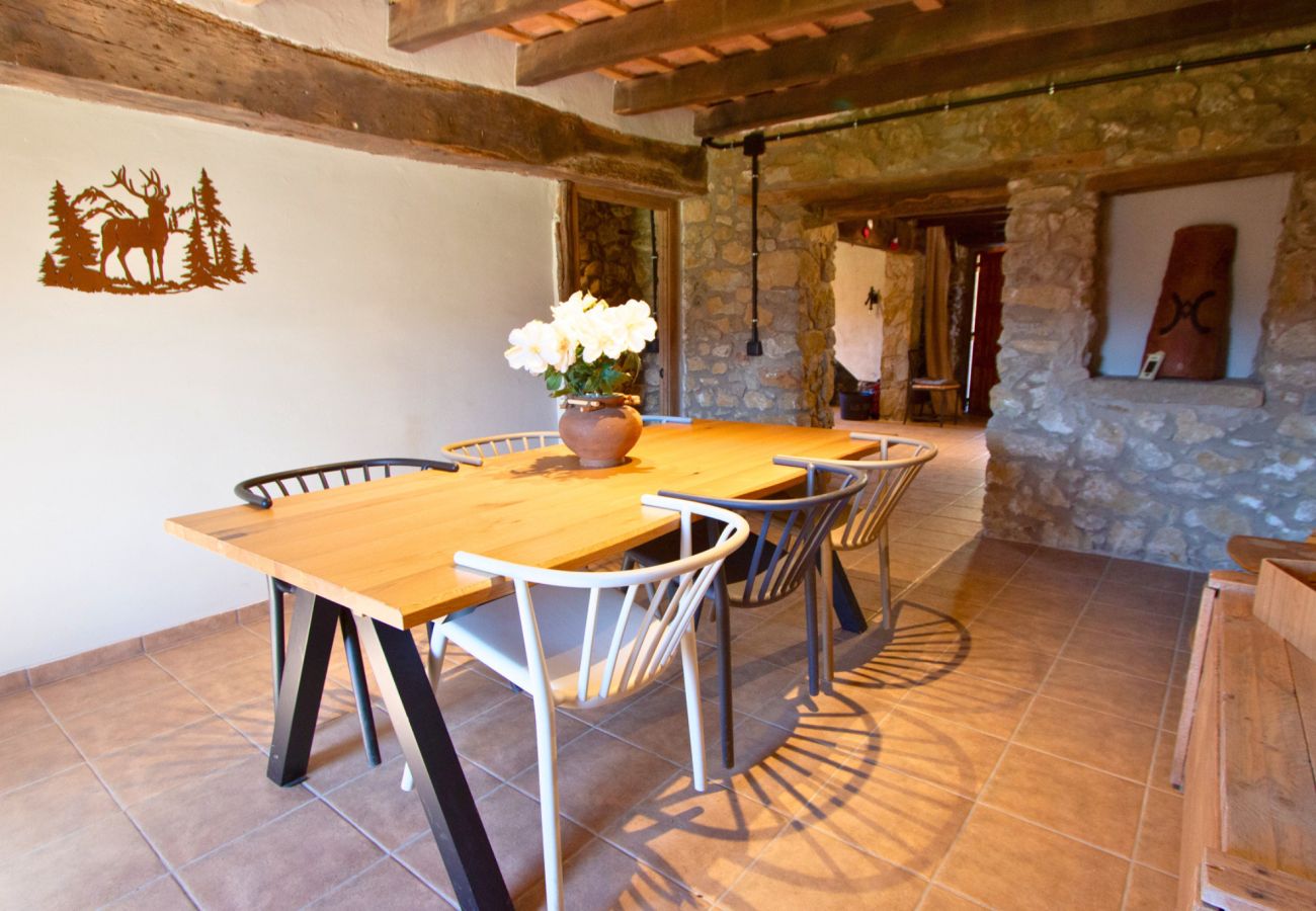 Villa à Sant Feliu de Pallerols - Délices champêtres entre Gérone et la France