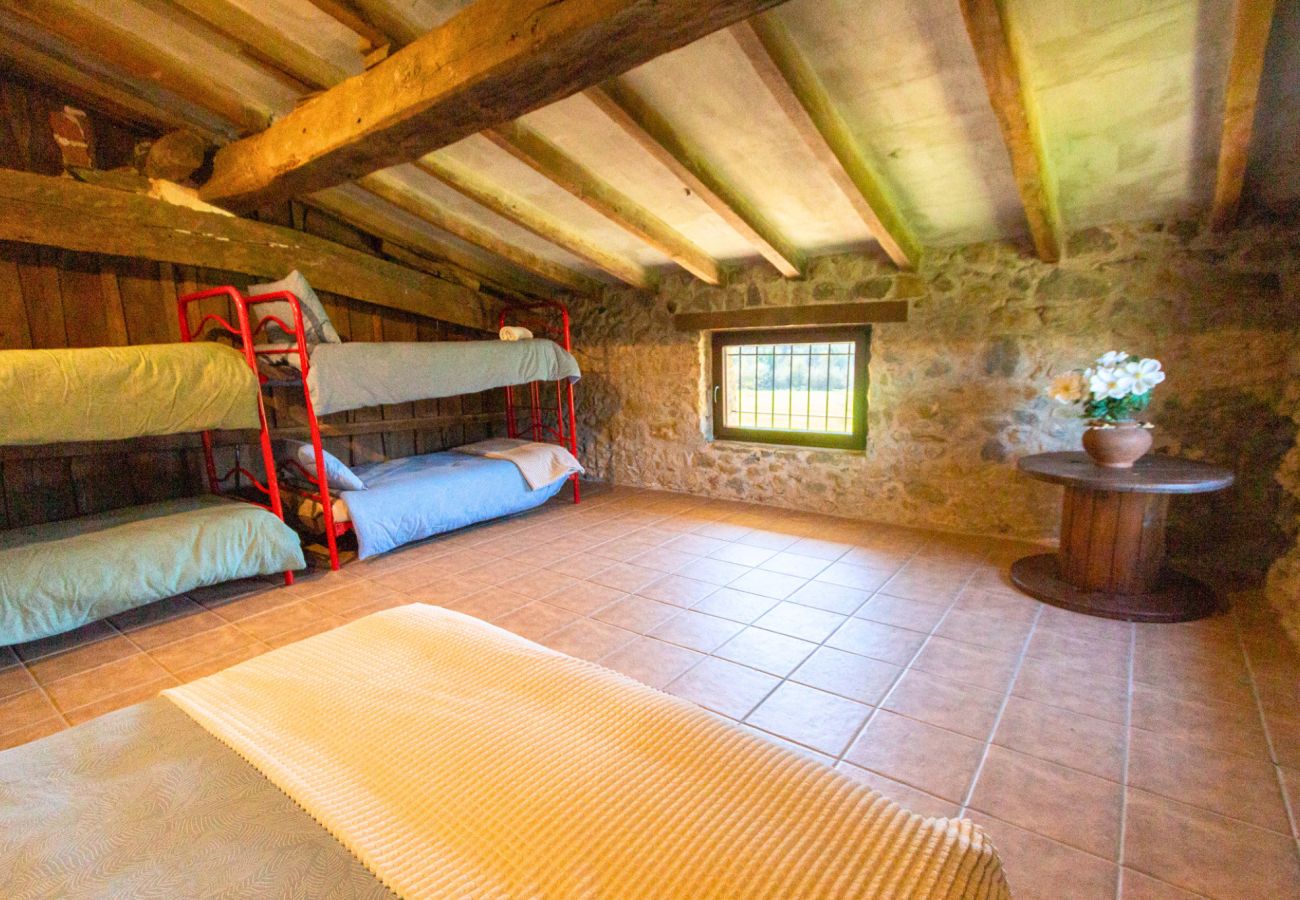 Villa à Sant Feliu de Pallerols - Délices champêtres entre Gérone et la France