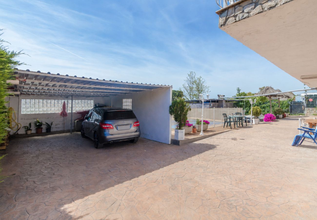Villa à Sils - Villa relax avec piscine privée près de la Costa Brava