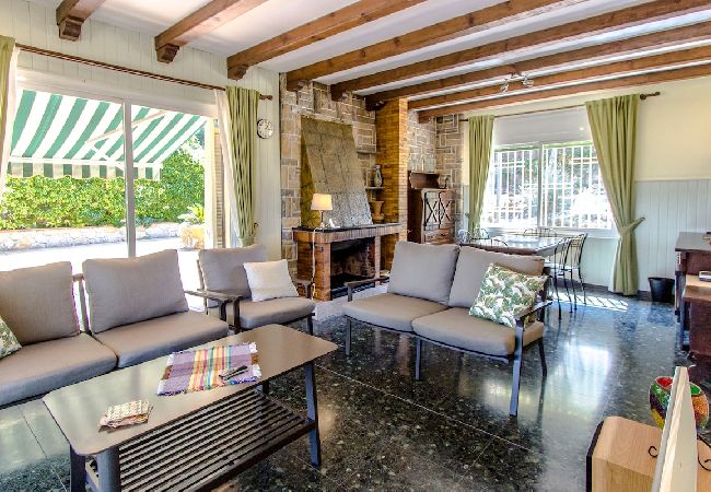 Villa in Corbera de llobregat - Elegant Mountain Villa just 30km to Barcelona Villa in Corbera de llobregat - Elegant Mountain Villa just 30km to Barcelona