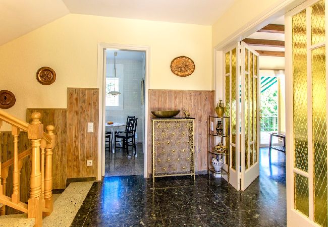 Villa in Corbera de llobregat - Elegant Mountain Villa just 30km to Barcelona Villa in Corbera de llobregat - Elegant Mountain Villa just 30km to Barcelona